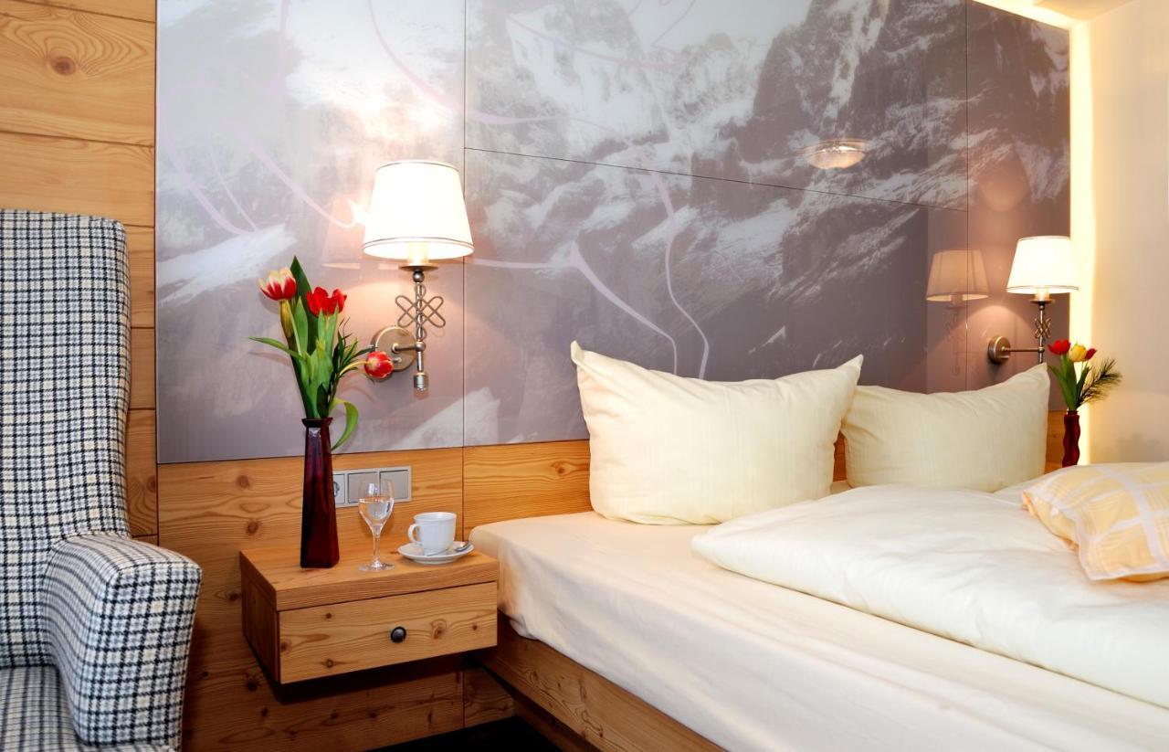 Landhotel Boeld Оберамергау Екстериор снимка