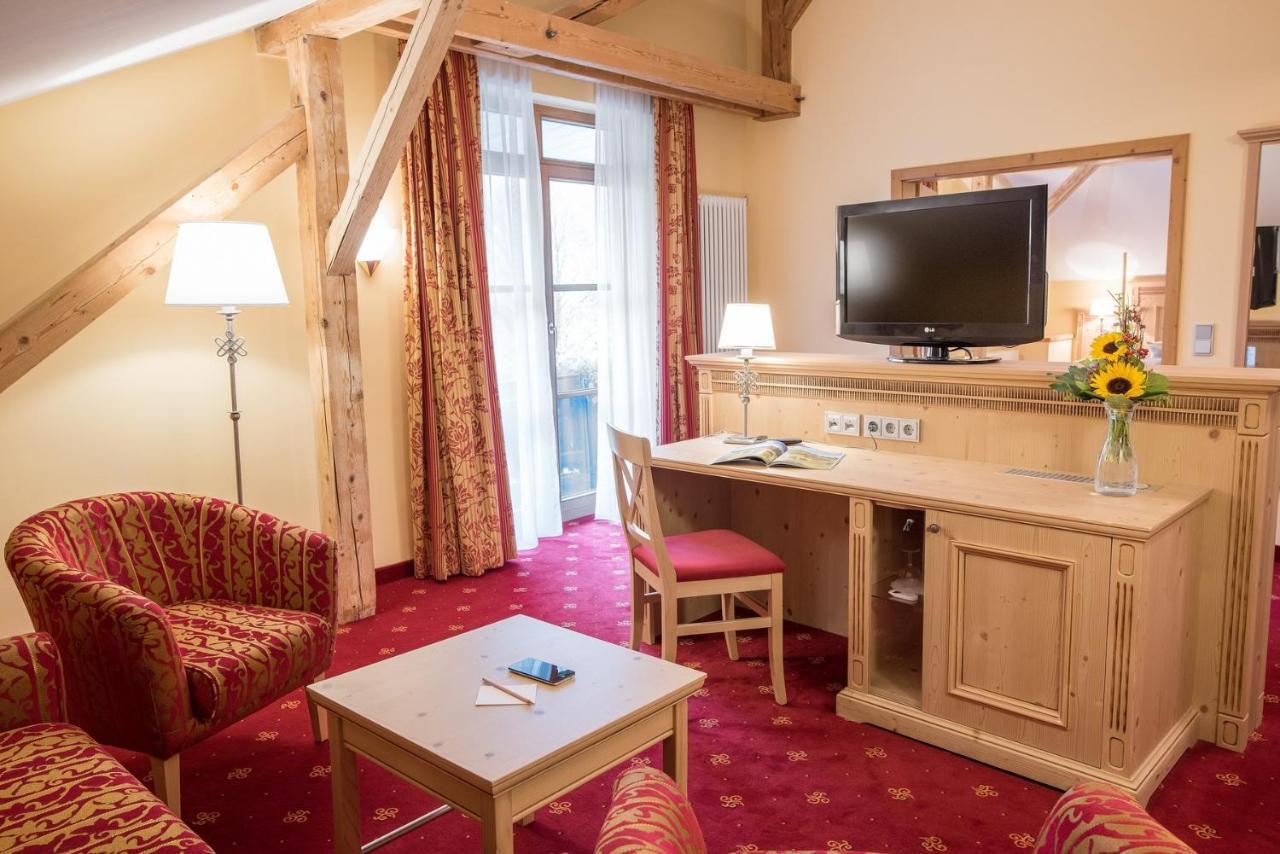 Landhotel Boeld Оберамергау Екстериор снимка