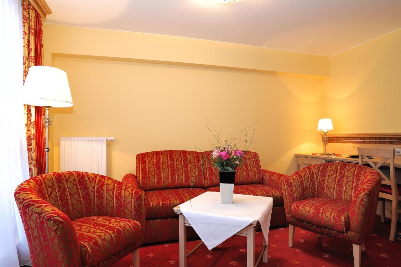 Landhotel Boeld Оберамергау Екстериор снимка